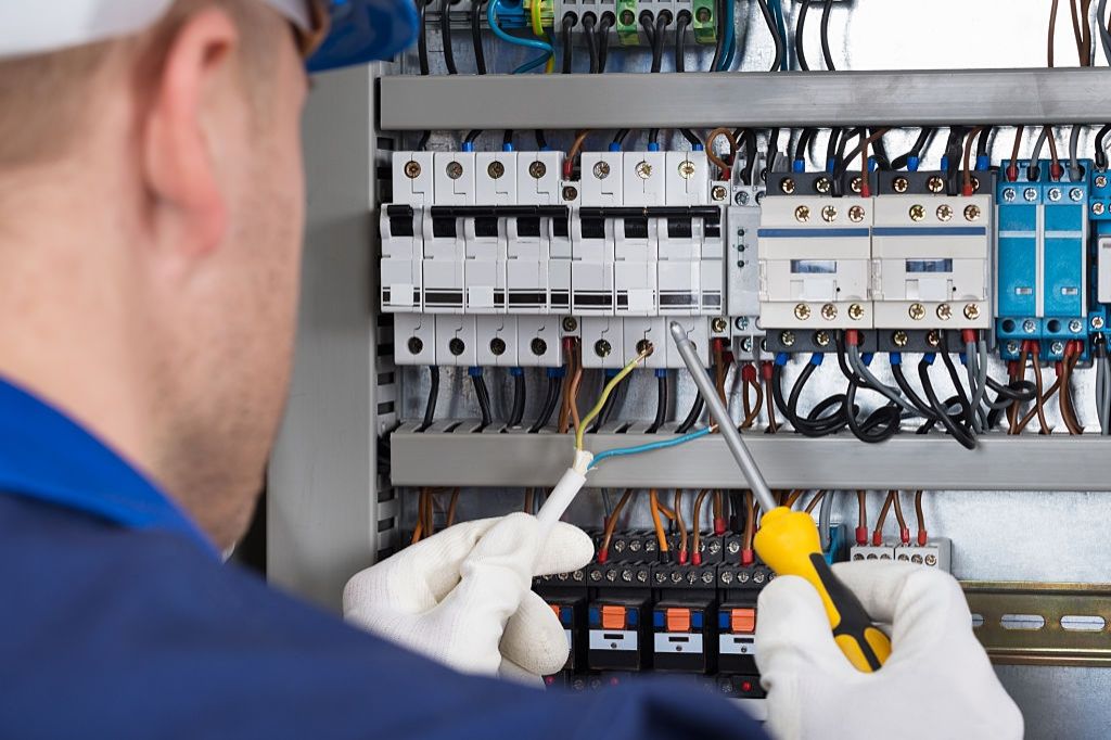 electrician-commercial-scarborough-1